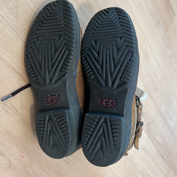 UGG Waterproof Boot Shearling Womens 7.5 - Picture 11 of 15